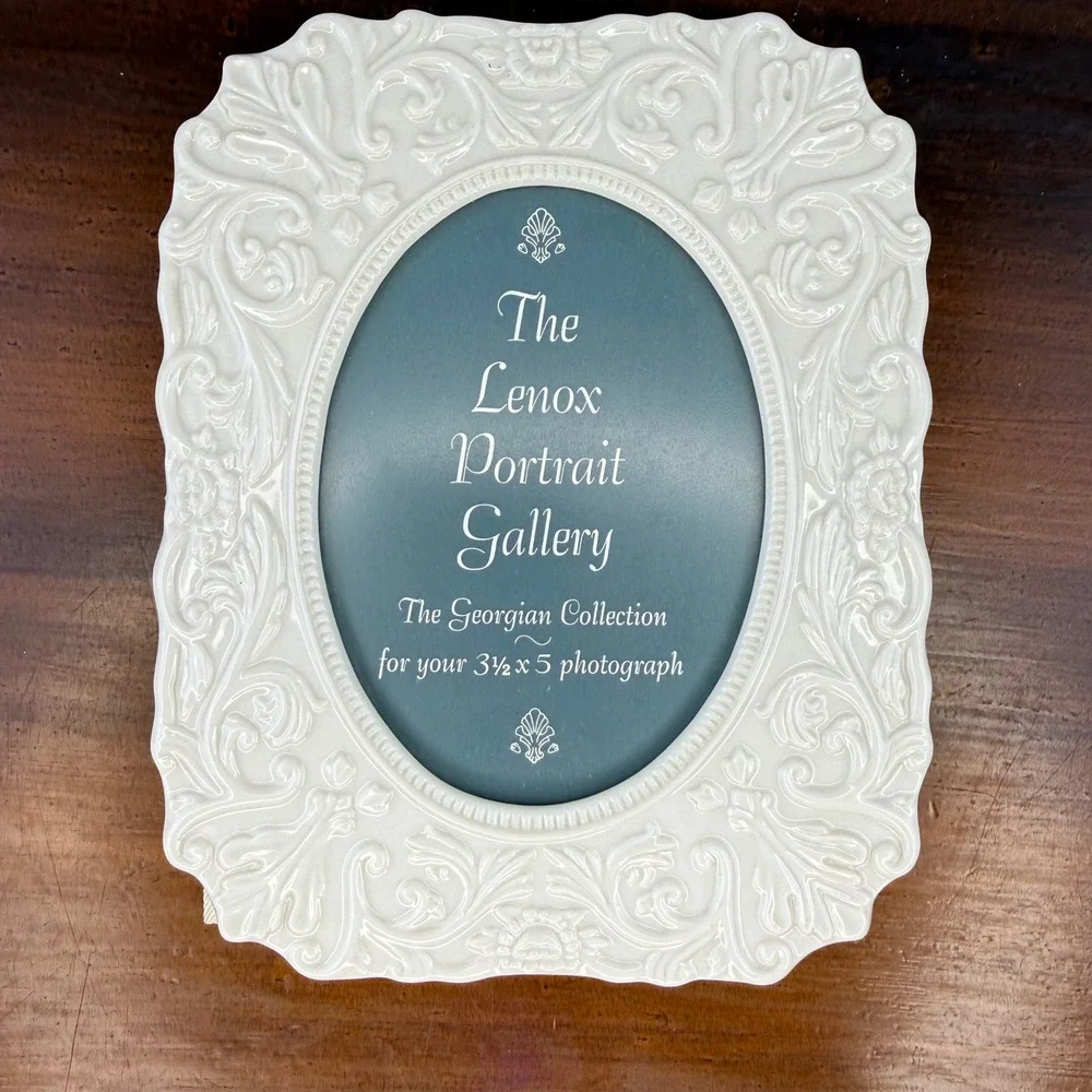 Lenox Portrait Gallery Georgian Collection Ivory China 3.5x5 Picture Frame